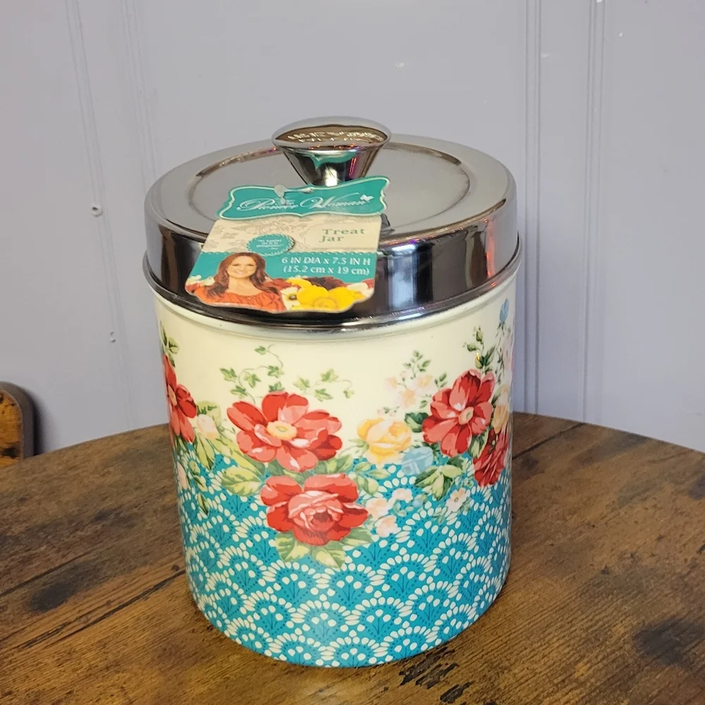 Pioneer woman retired metal pet treat can w/ lid-multi colored